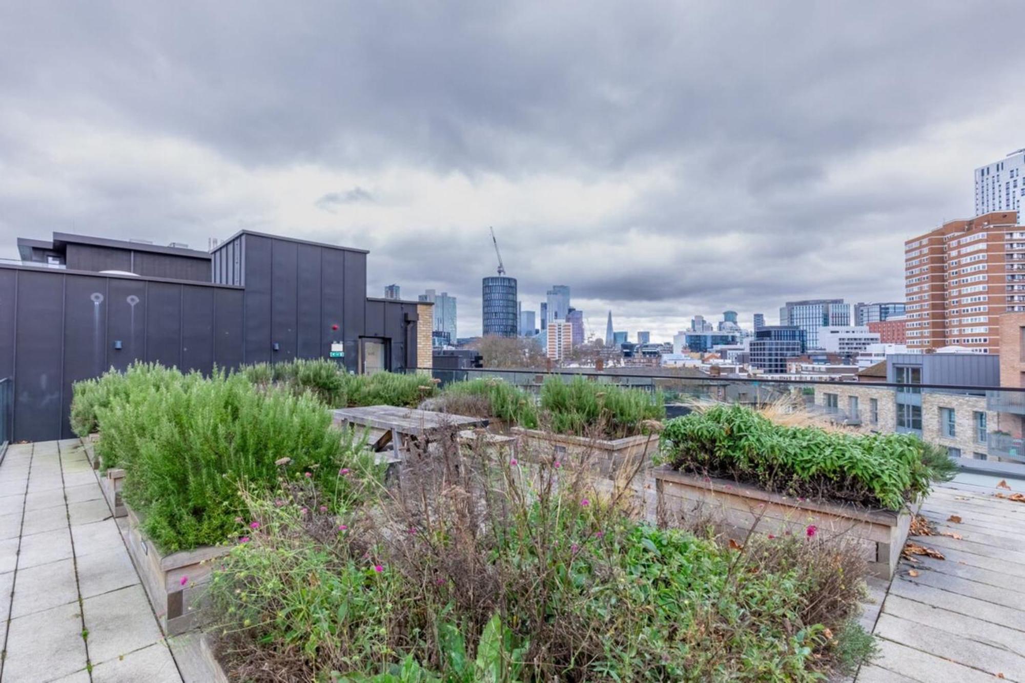 Elegant & Serene 2bd Flat Wroof Terrace Hoxton! * Londres